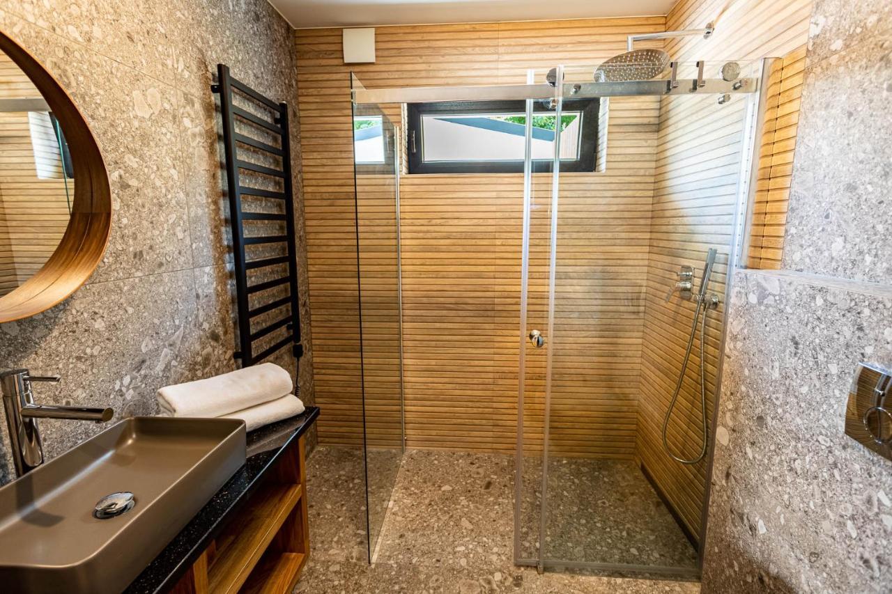 Trzy Rybki - Belona Dom Z Basenem I Jacuzzi Villa ปุกสค์ ภายนอก รูปภาพ